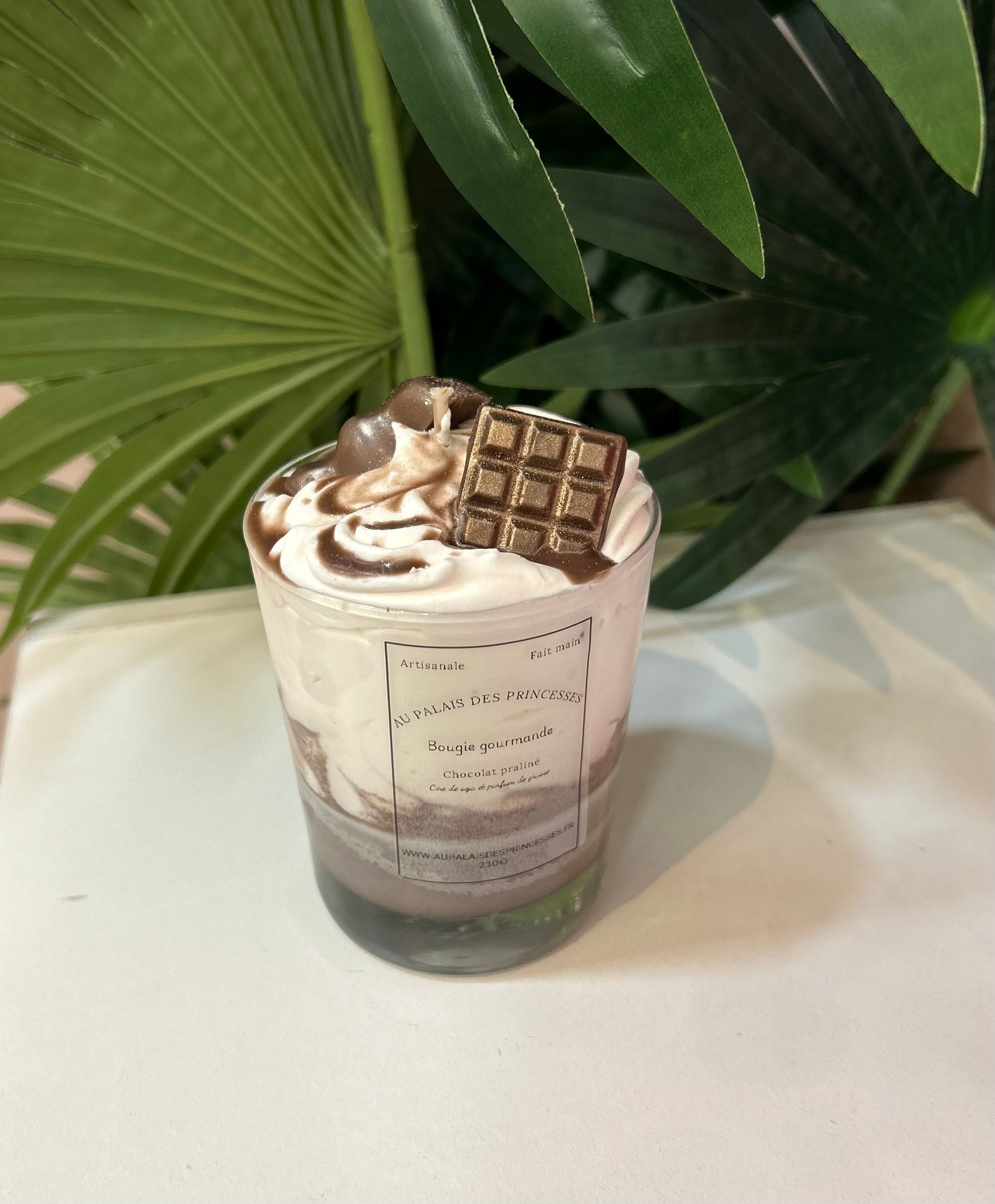 BOUGIE TROMPE L'OEIL CHANTILLY CHOCOLAT PRALINE