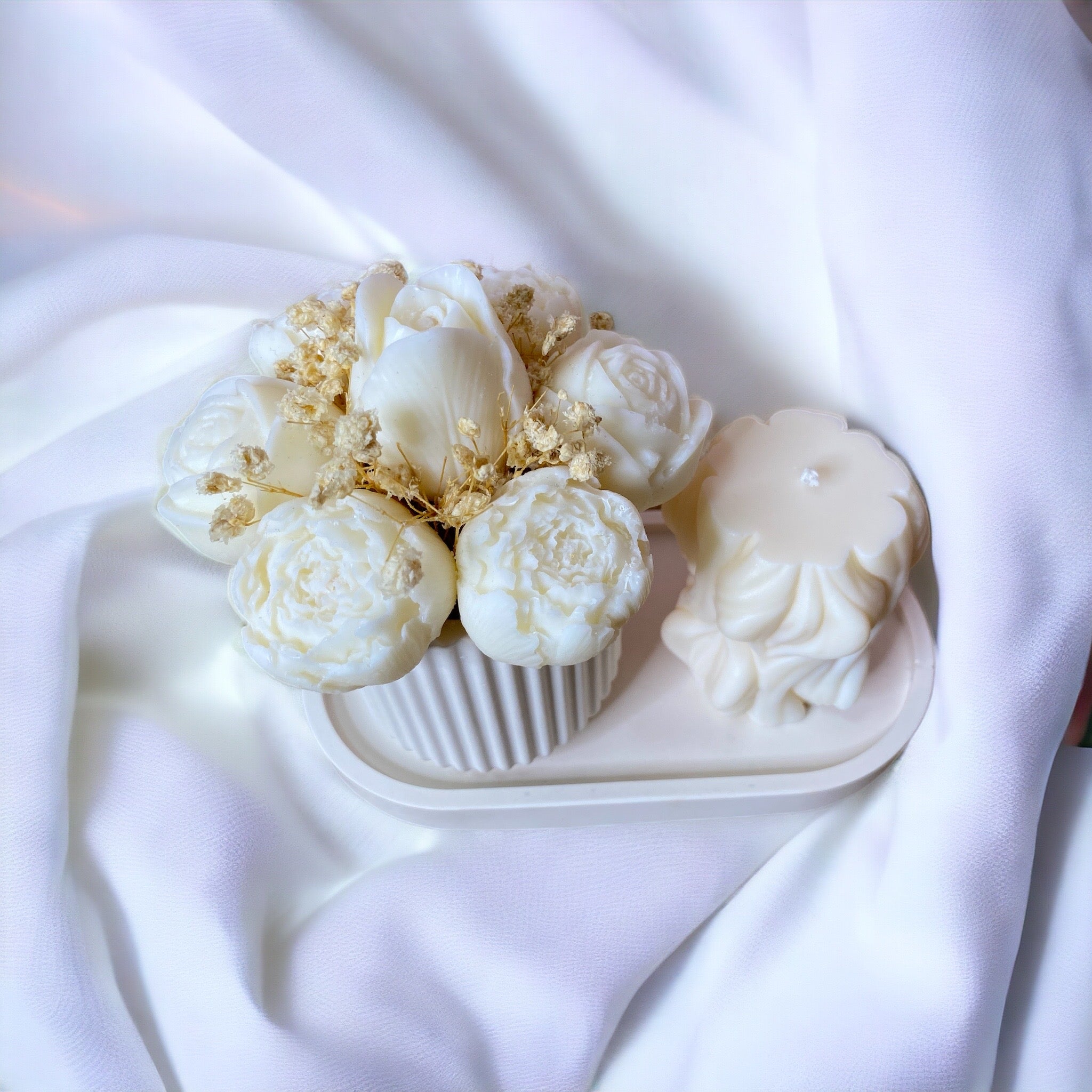 PACK BOUQUET DE FLEURS EN FONDANTS PARFUMES ET BOUGIE PILIER