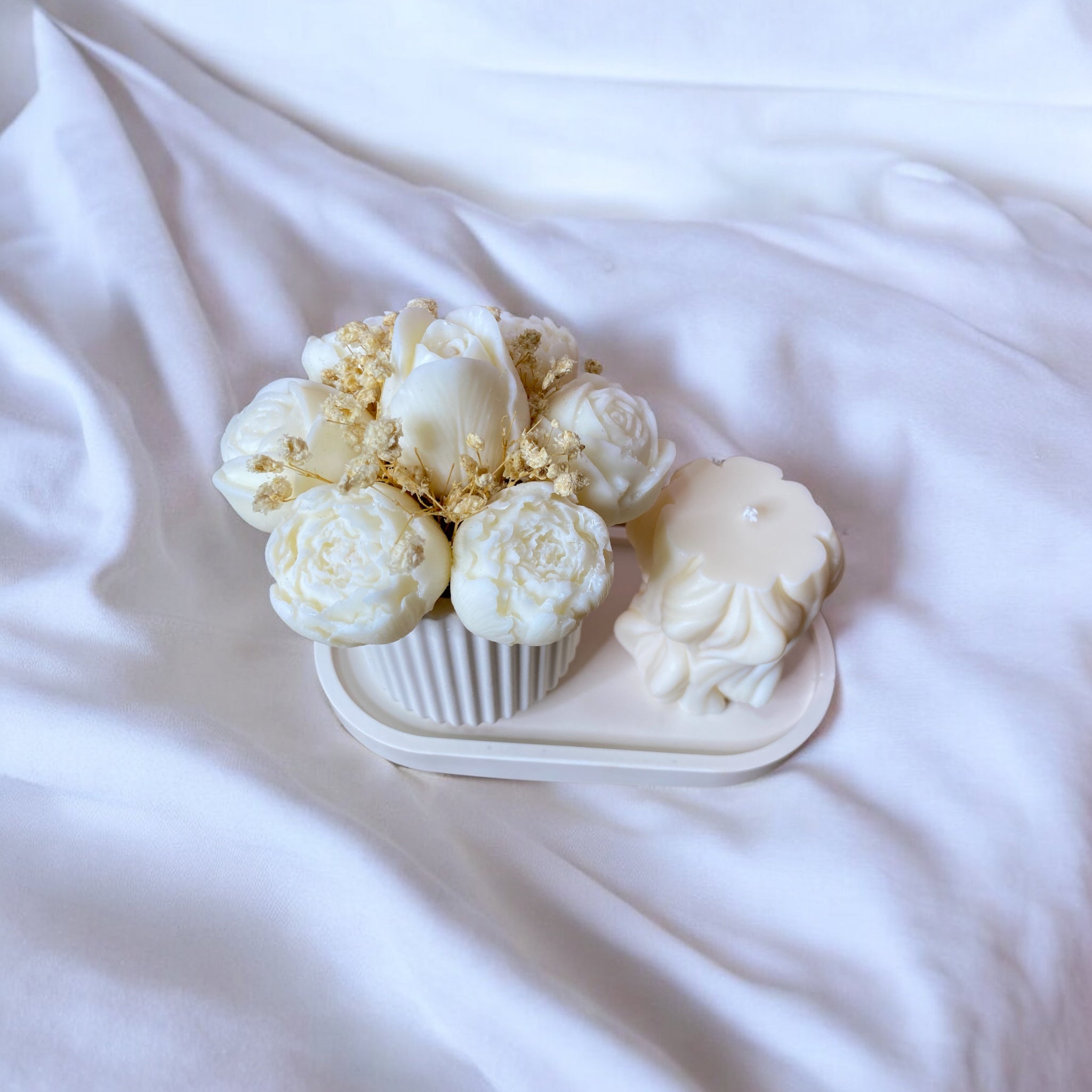 PACK BOUQUET DE FLEURS EN FONDANTS PARFUMES ET BOUGIE PILIER