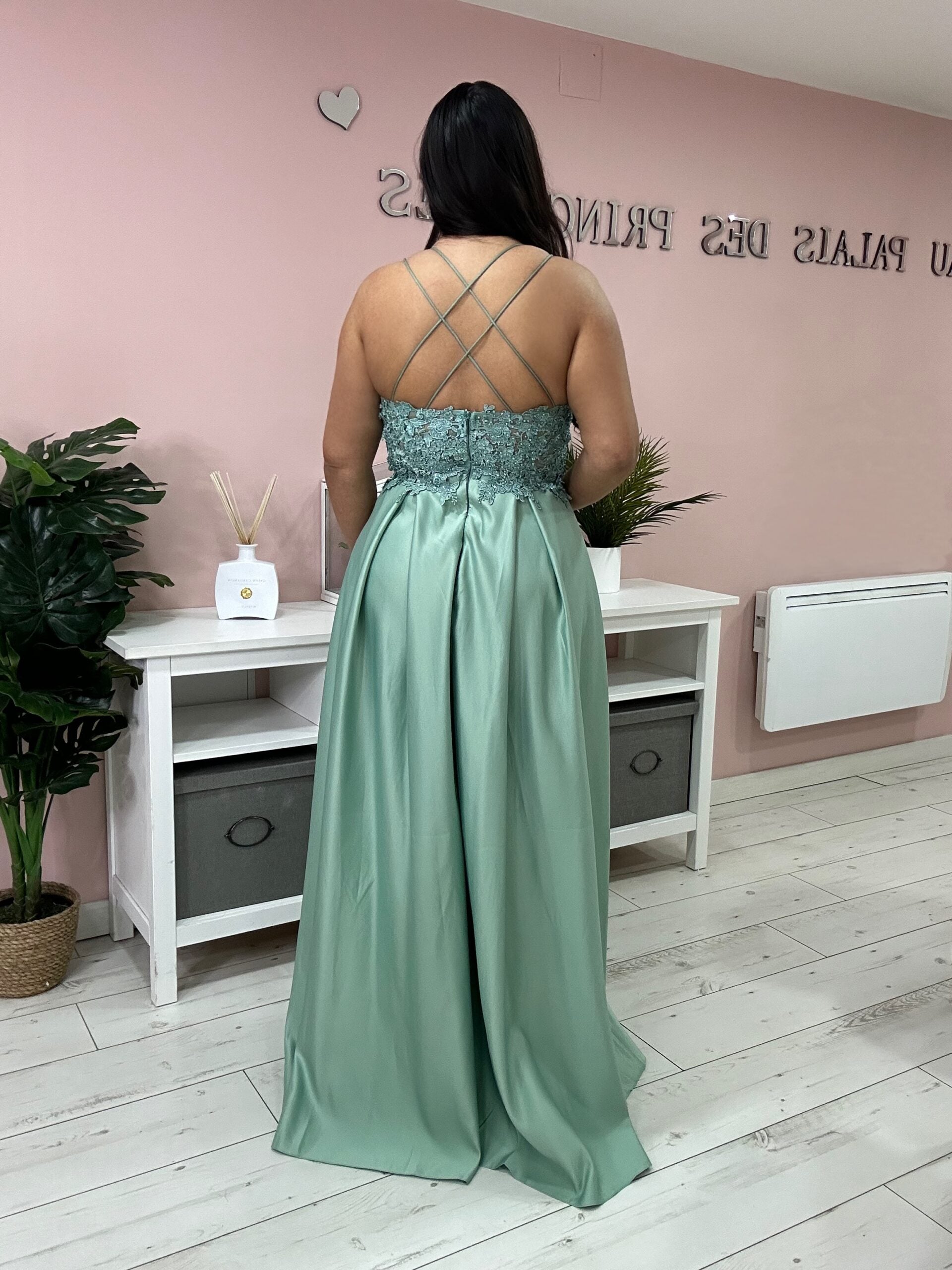 Robe de soirée 9372 vert sauge