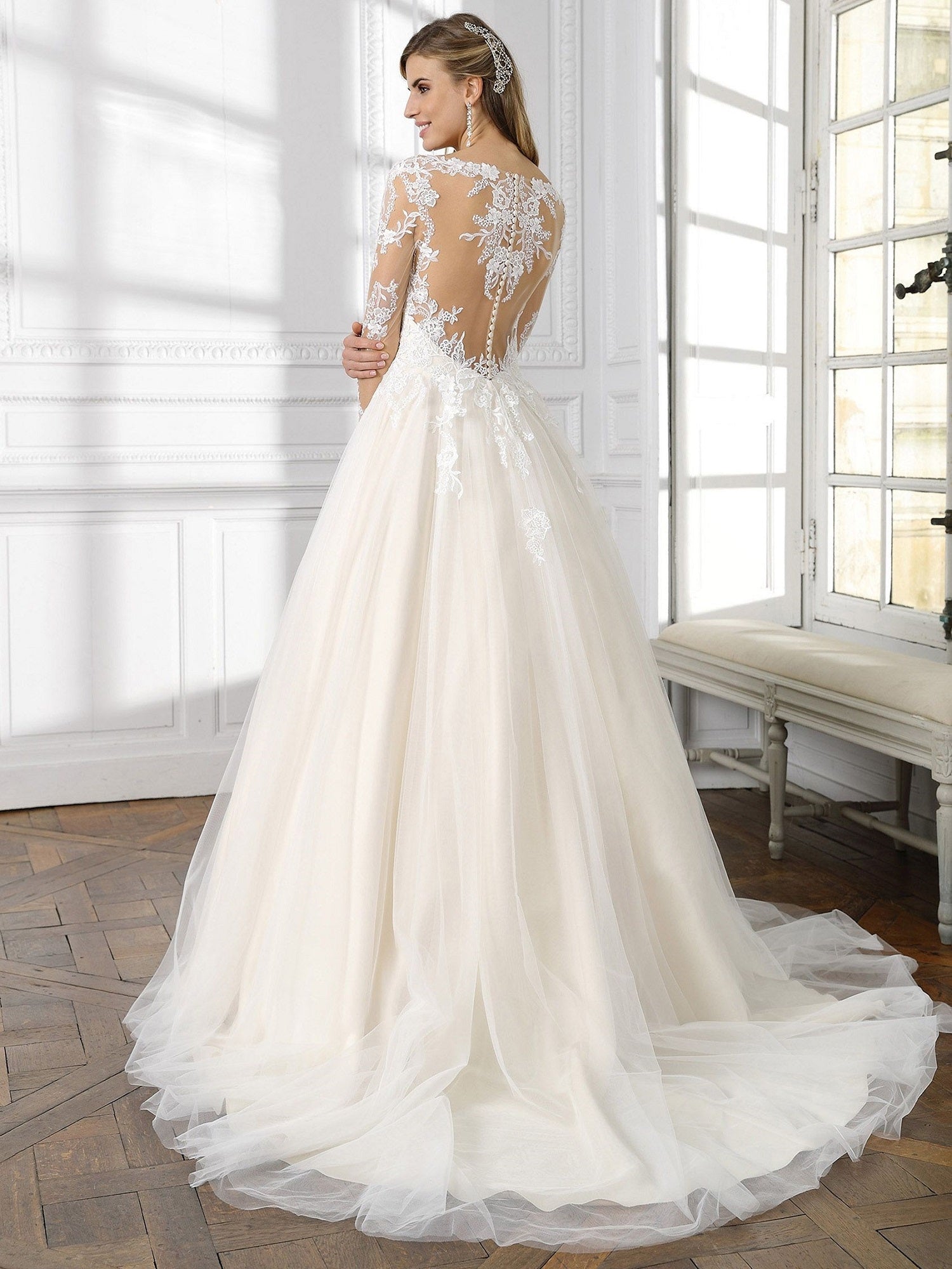 Wedding dress 321012